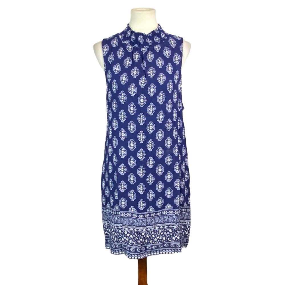 Woman’s Mimi Chica blue and beige sleeveless dress size L